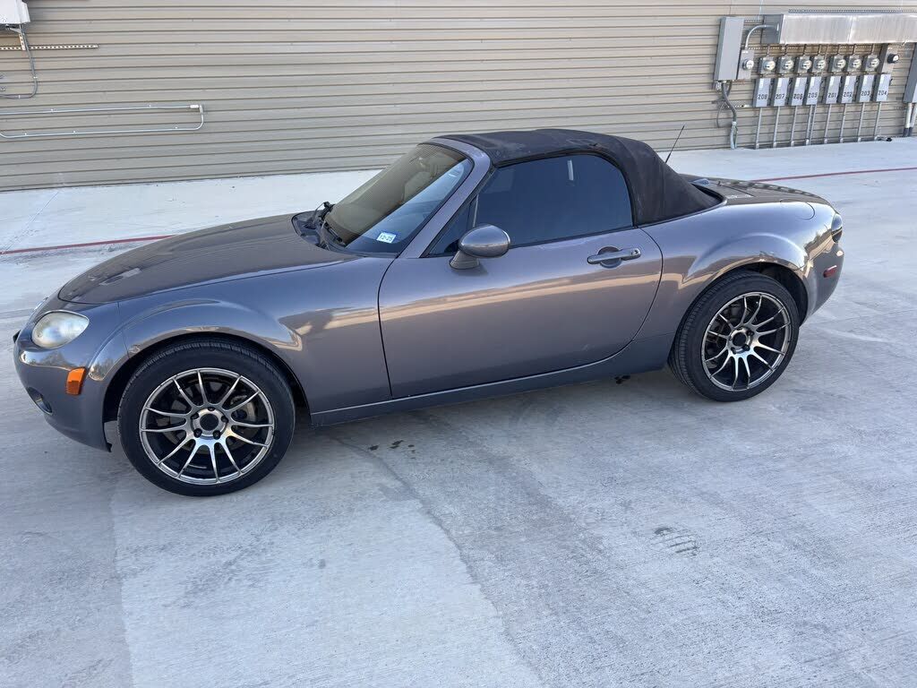 2006 MAZDA MX-5
