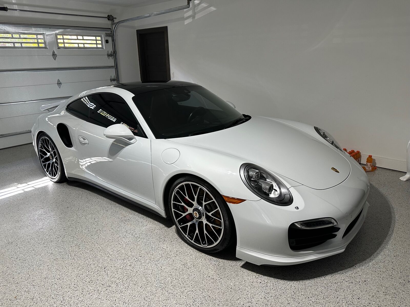 2015 PORSCHE 911