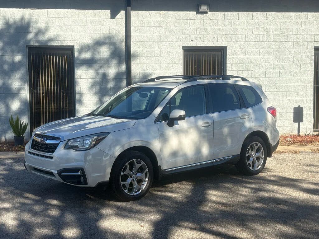 2017 SUBARU Forester