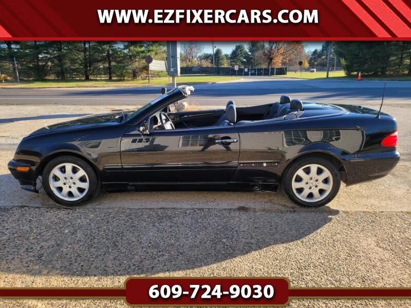 2003 MERCEDES-BENZ CLK-Class