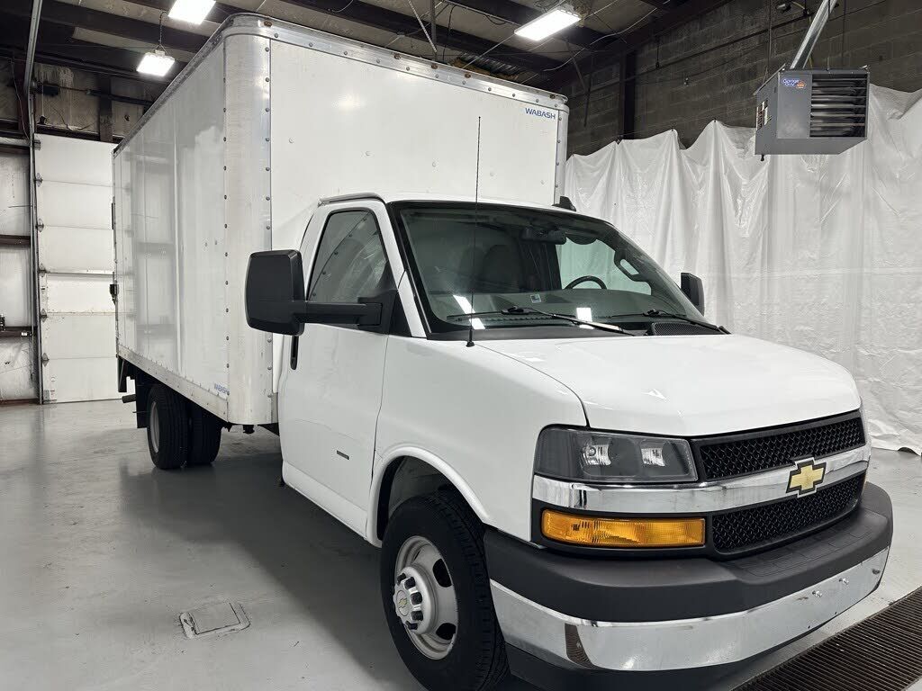 2022 CHEVROLET Express