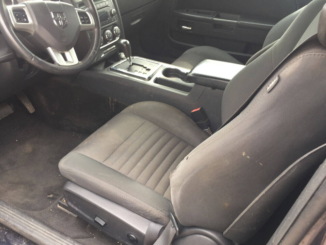 2011 DODGE Challenger