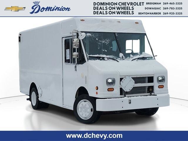 2004 FREIGHTLINER MT 45 Chassis