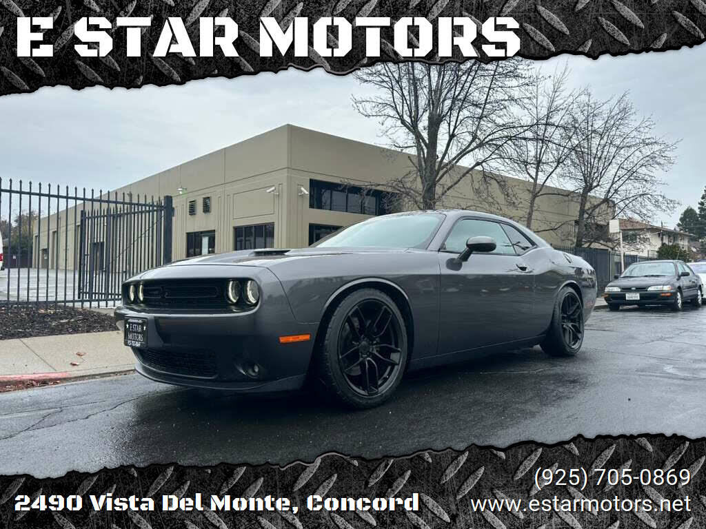 2017 DODGE Challenger