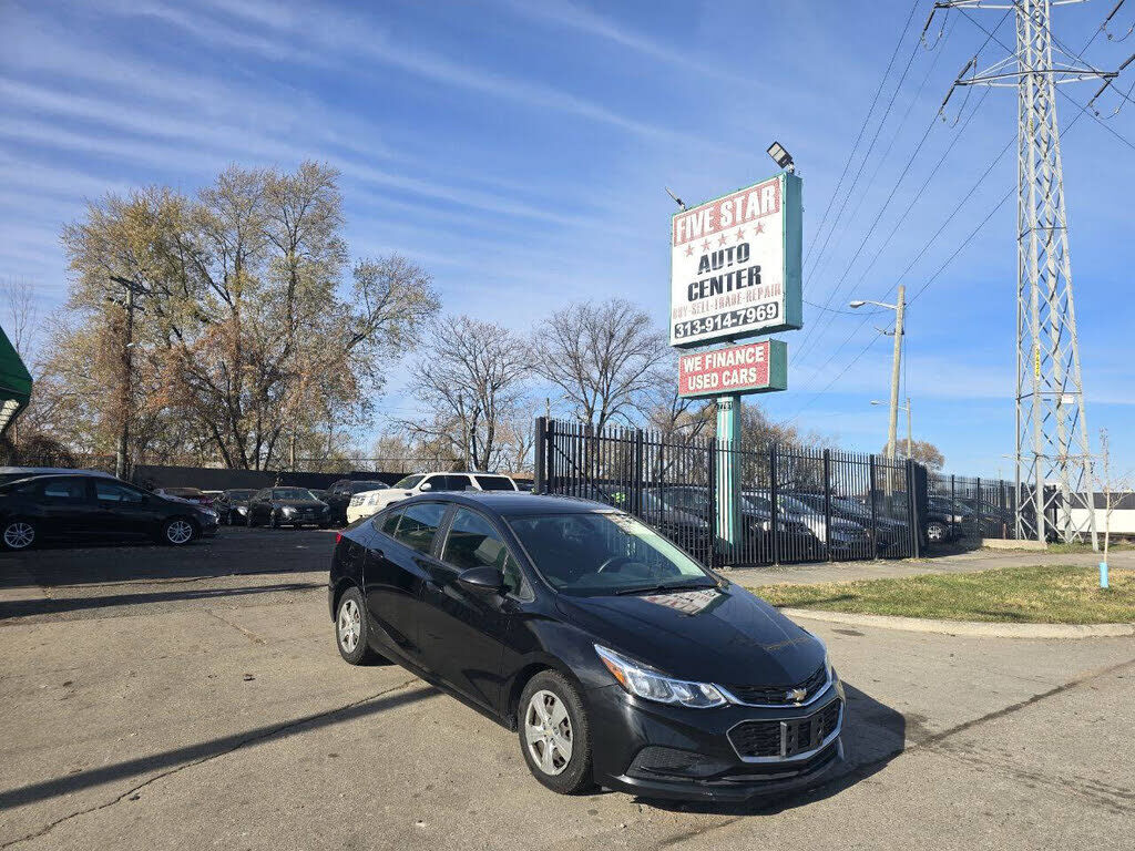 2017 CHEVROLET Cruze