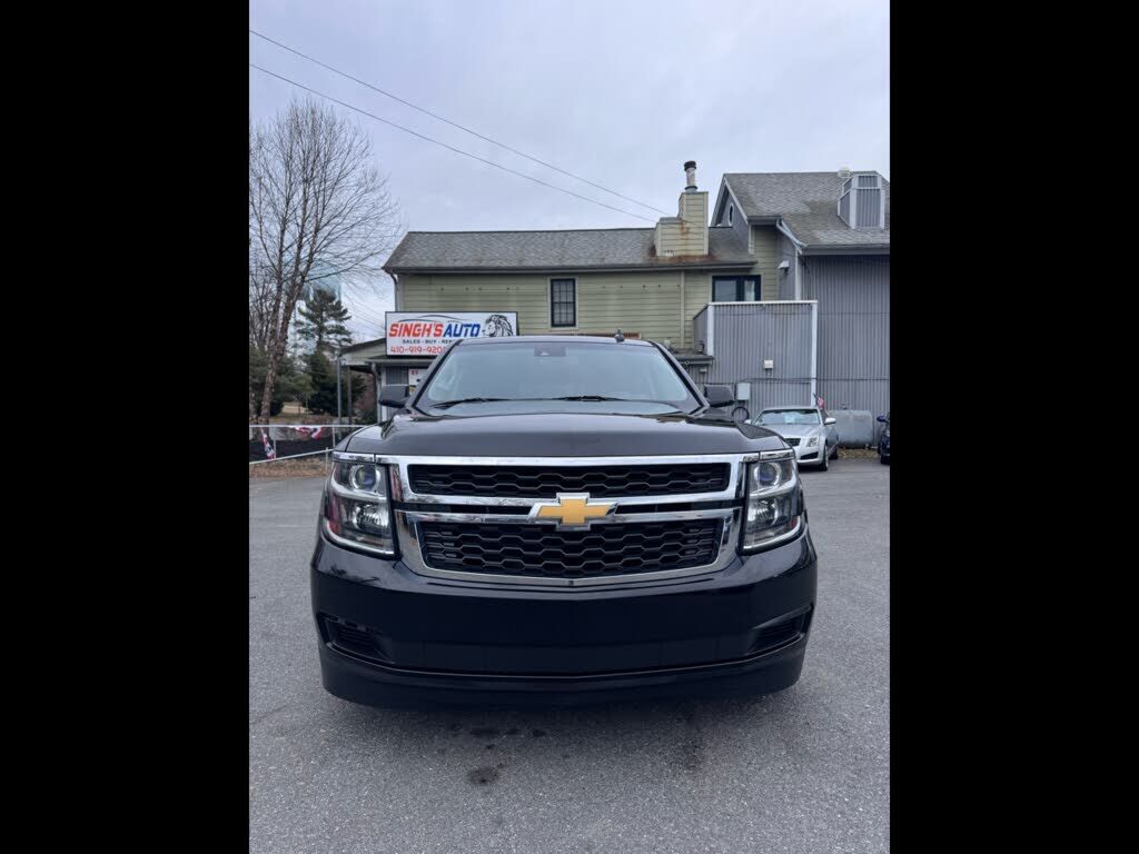 2017 CHEVROLET Tahoe
