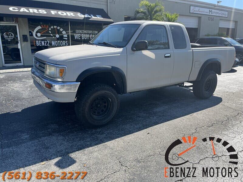 1996 TOYOTA T100