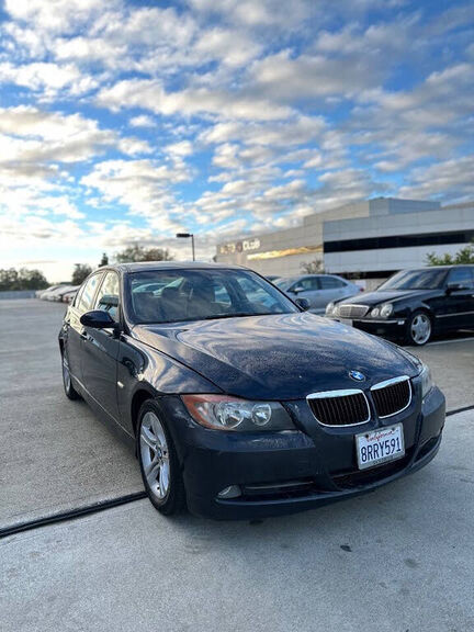 BMW 328i