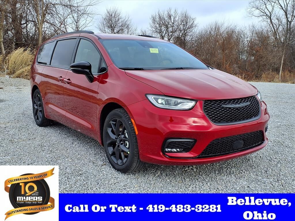 2026 CHRYSLER Pacifica