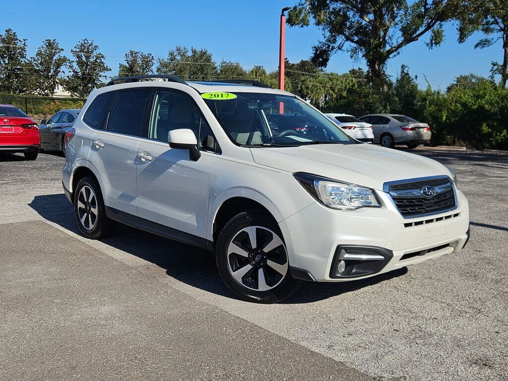 2017 SUBARU Forester