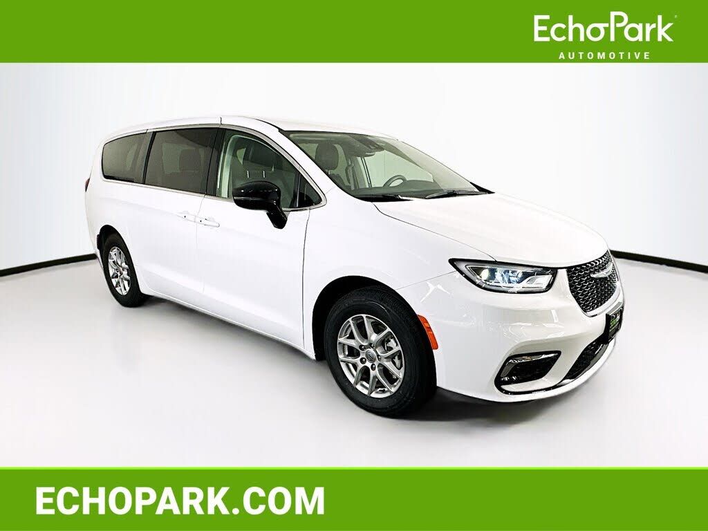 2024 CHRYSLER Pacifica