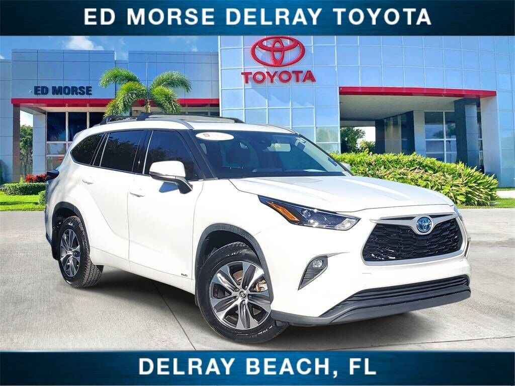 2022 TOYOTA Highlander
