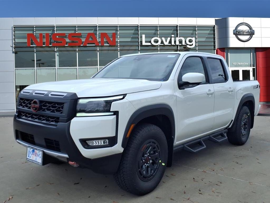 2026 NISSAN Frontier