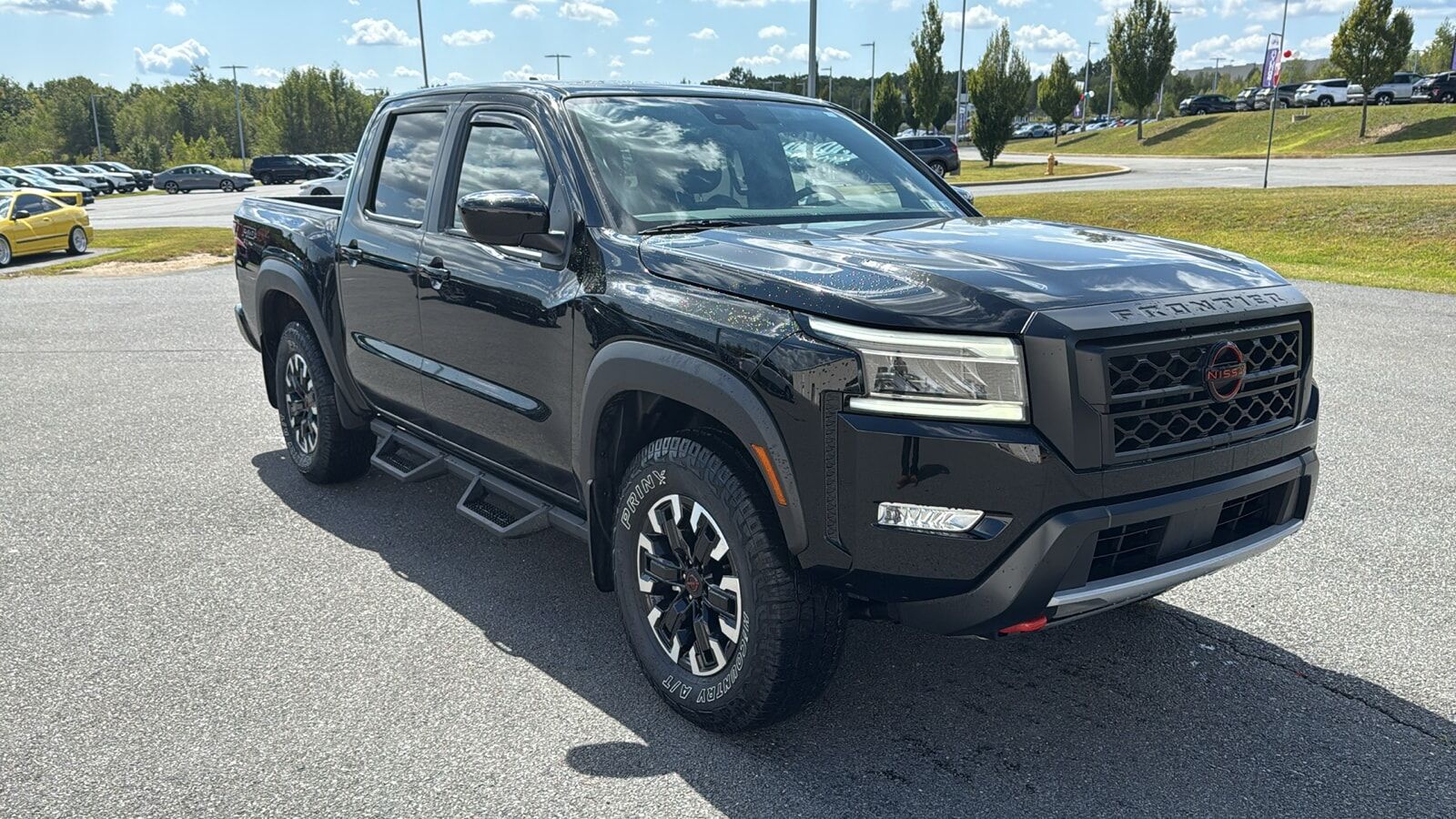 2023 NISSAN Frontier