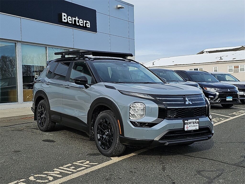 2026 MITSUBISHI Outlander