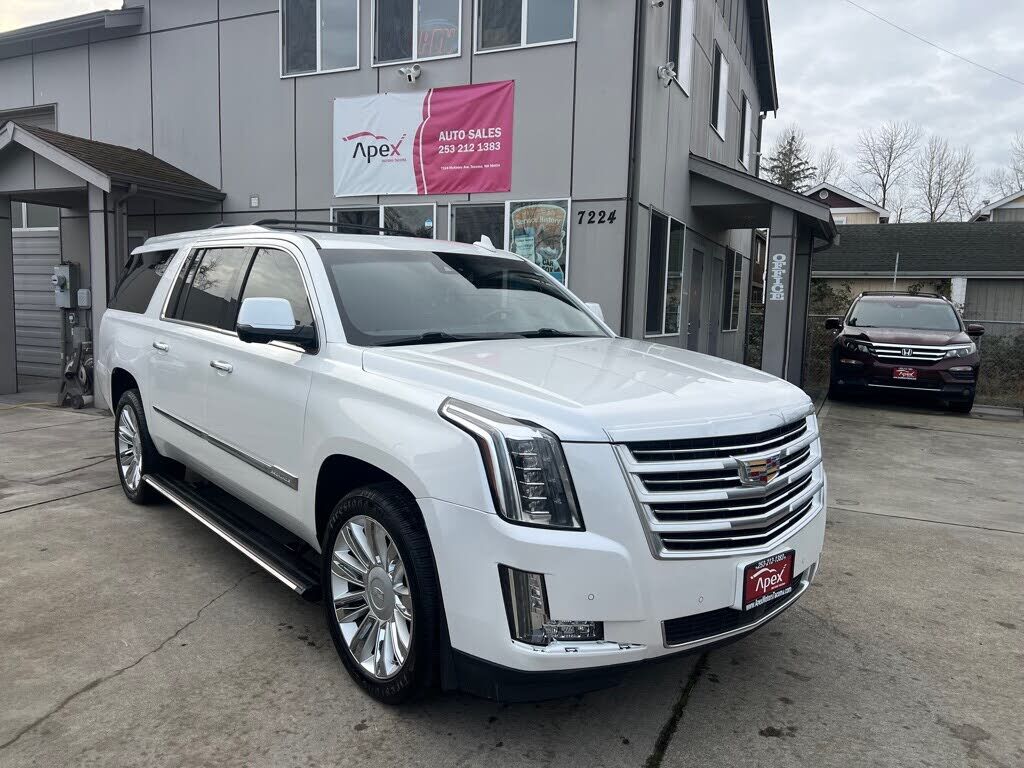 2016 CADILLAC Escalade