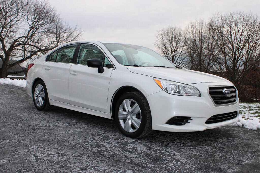2016 SUBARU Legacy