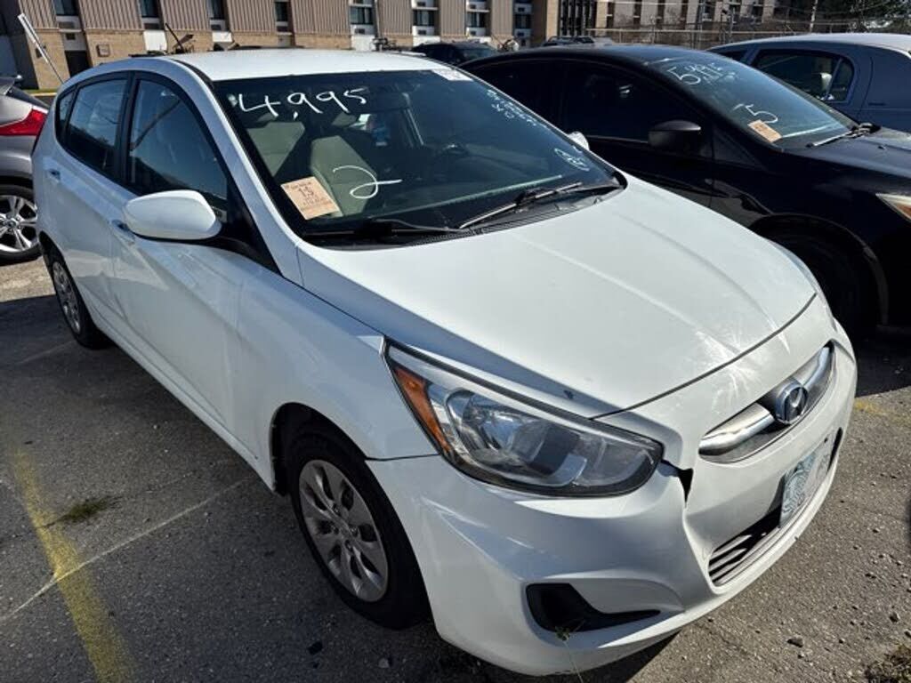 2015 HYUNDAI Accent