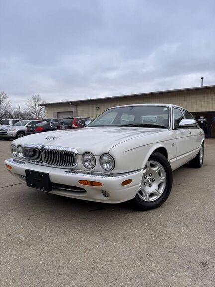2001 JAGUAR Vanden Plas