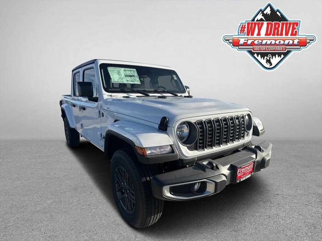 2025 JEEP Gladiator