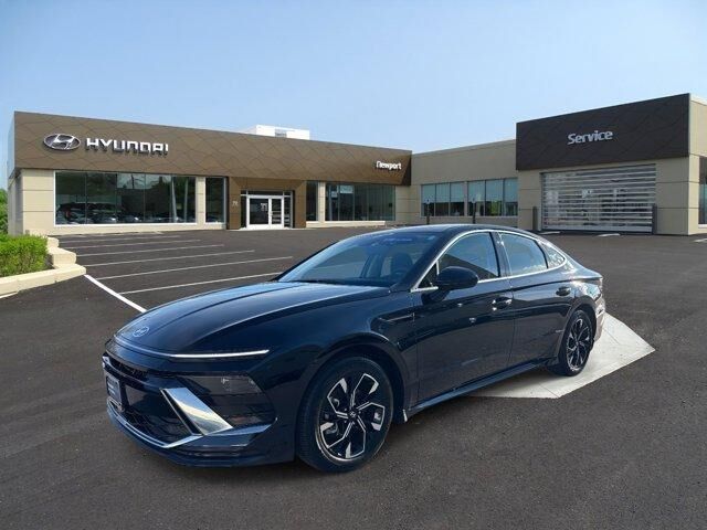 2025 HYUNDAI Sonata