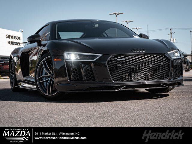 2017 AUDI R8