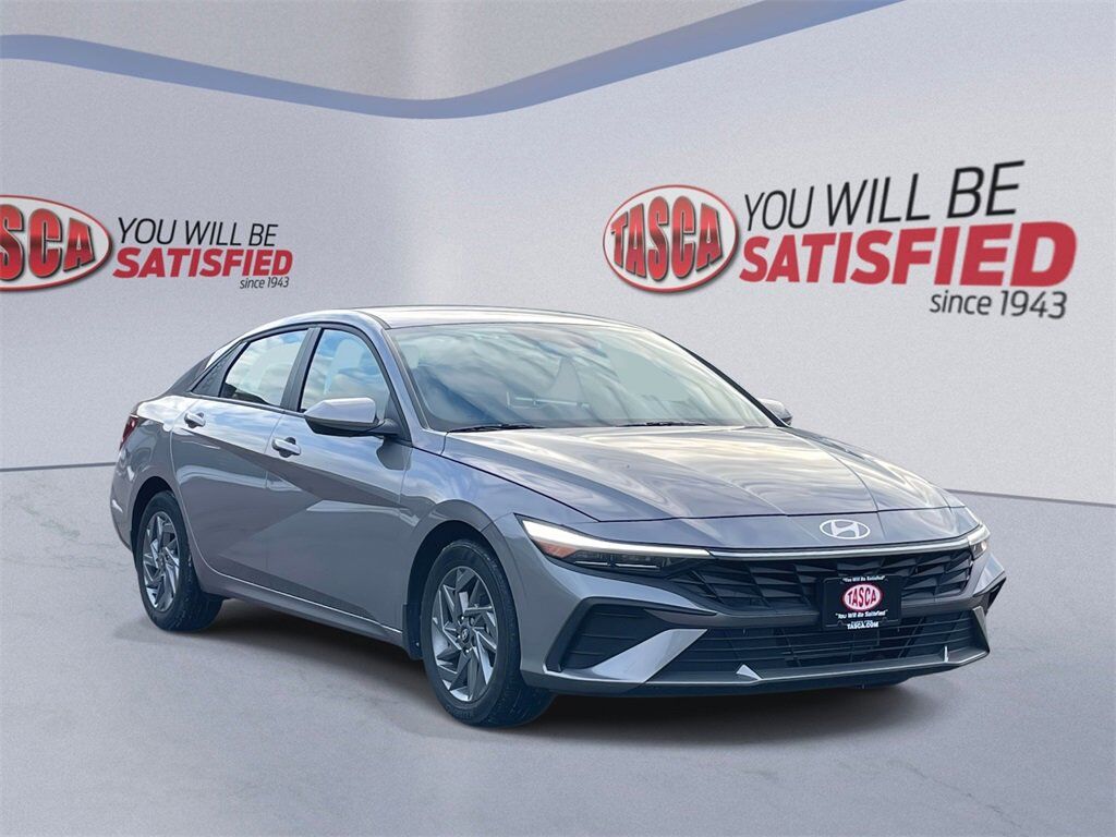2024 HYUNDAI Elantra