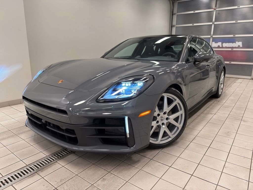 2026 PORSCHE Panamera