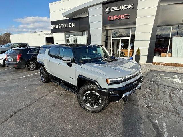 2024 GMC Hummer EV SUV