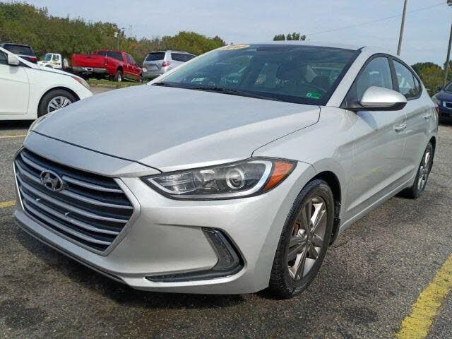 2017 HYUNDAI Elantra