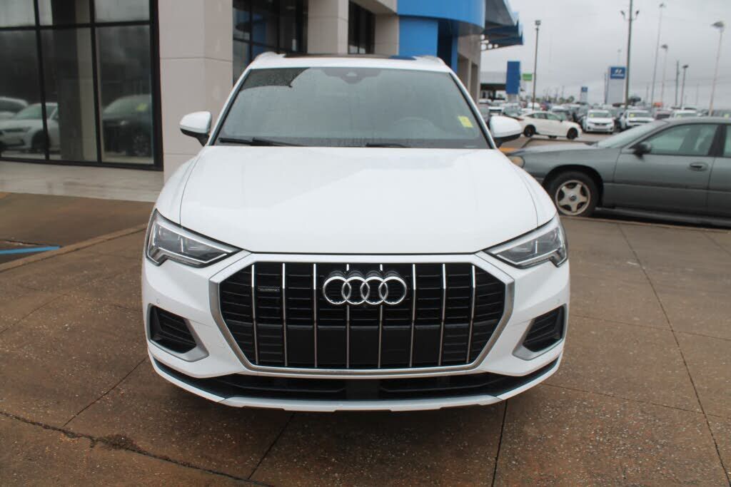 2022 Audi Q3