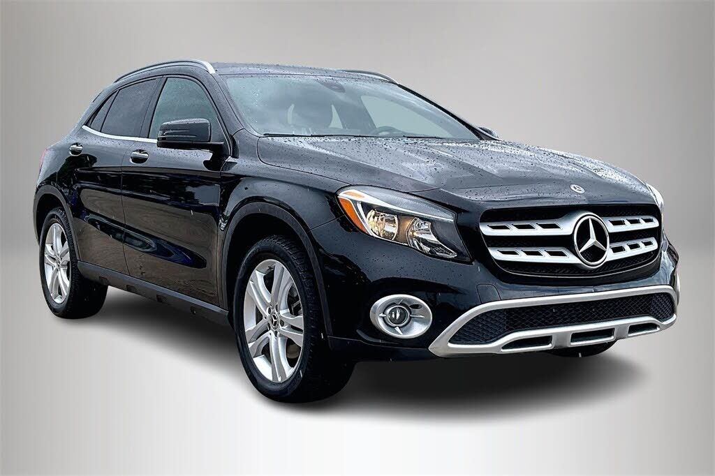 2019 MERCEDES-BENZ GLA-Class