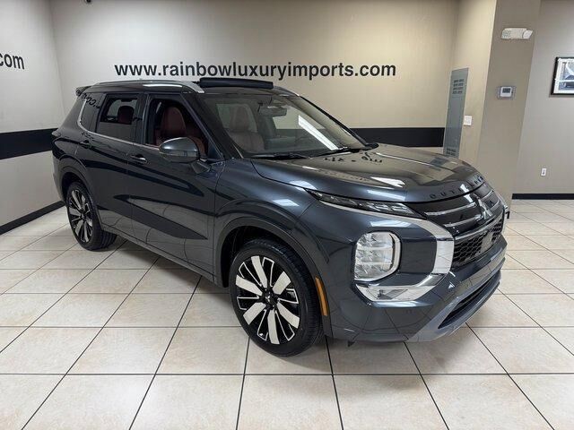 2026 MITSUBISHI Outlander