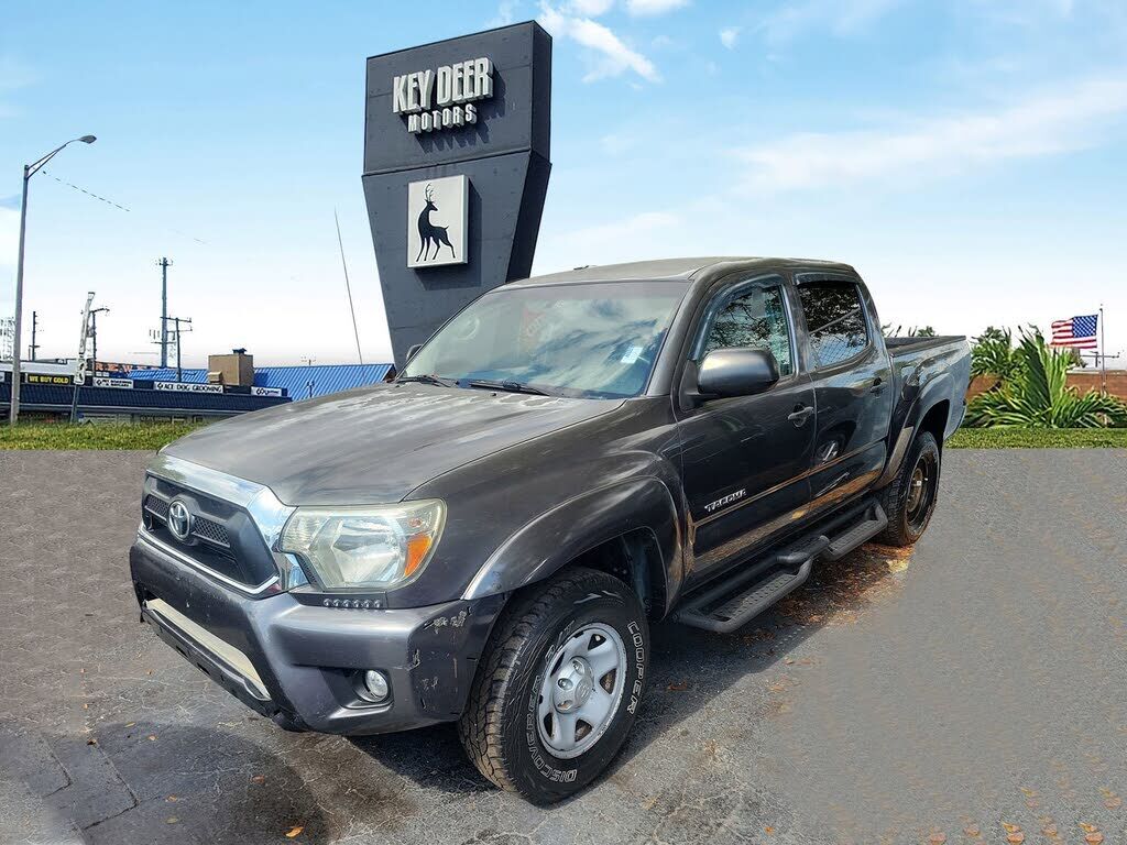 2015 TOYOTA Tacoma