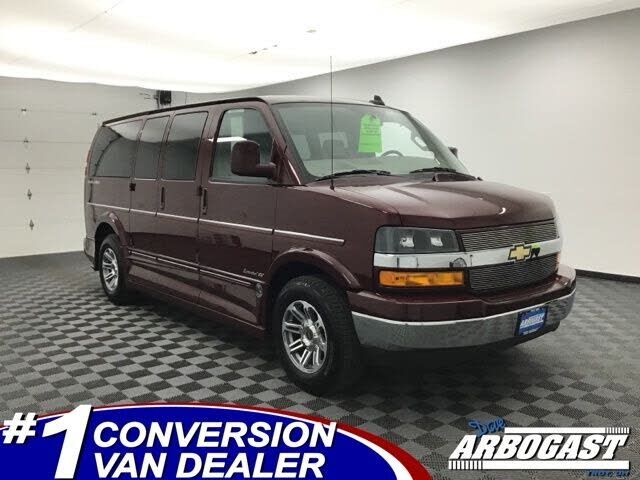 2023 CHEVROLET Express