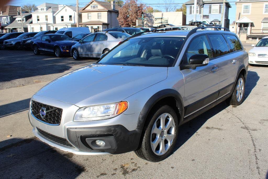 2016 VOLVO XC70