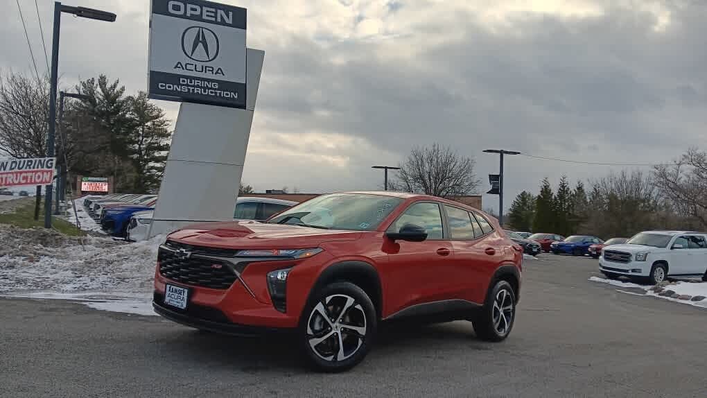2024 CHEVROLET Trax