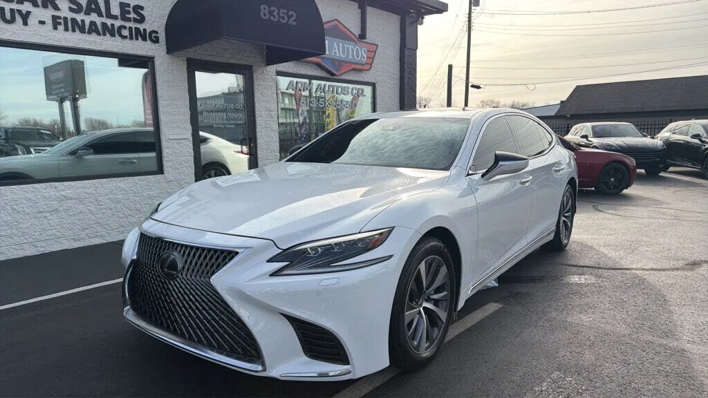 2018 LEXUS LS