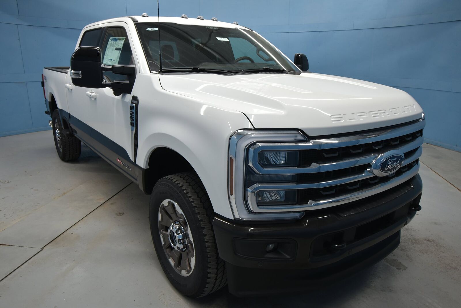 2025 FORD F-250
