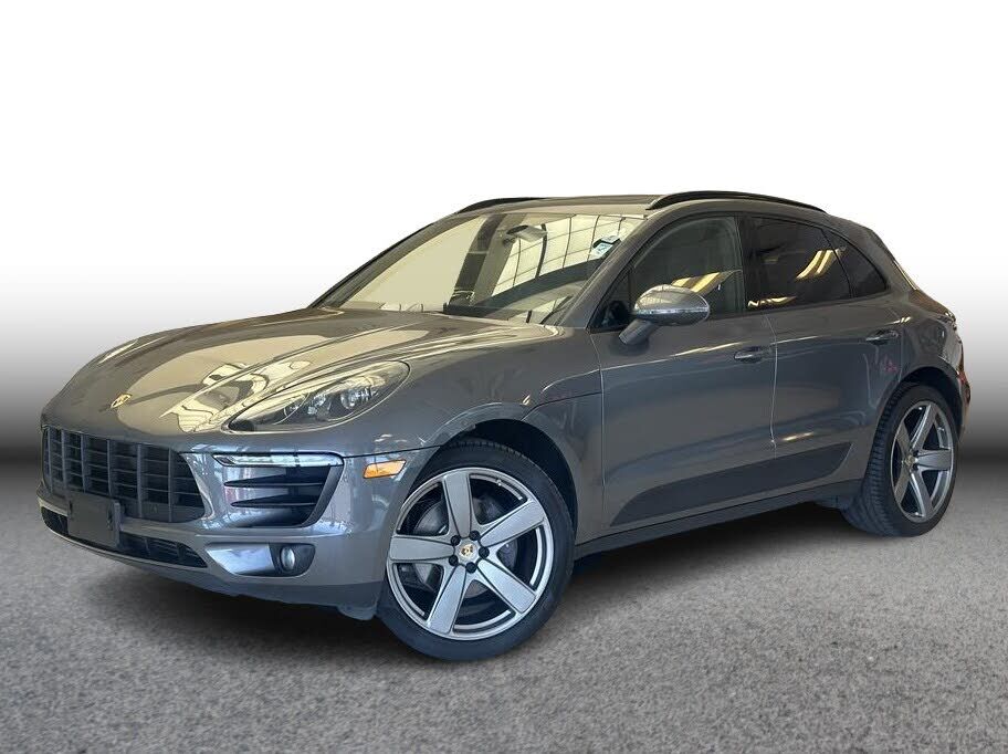 2018 PORSCHE Macan