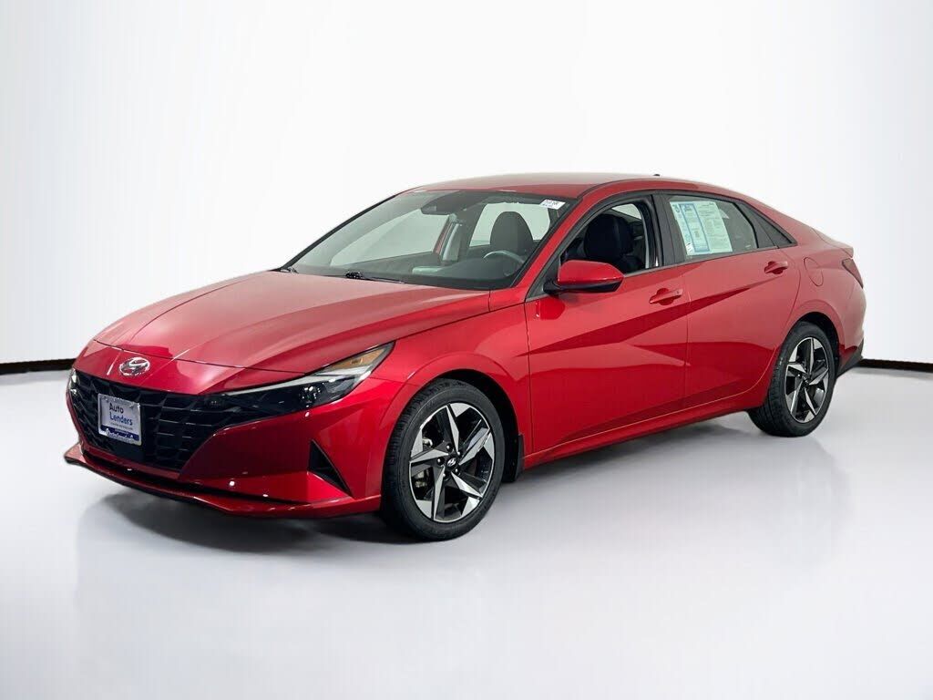 2023 HYUNDAI Elantra