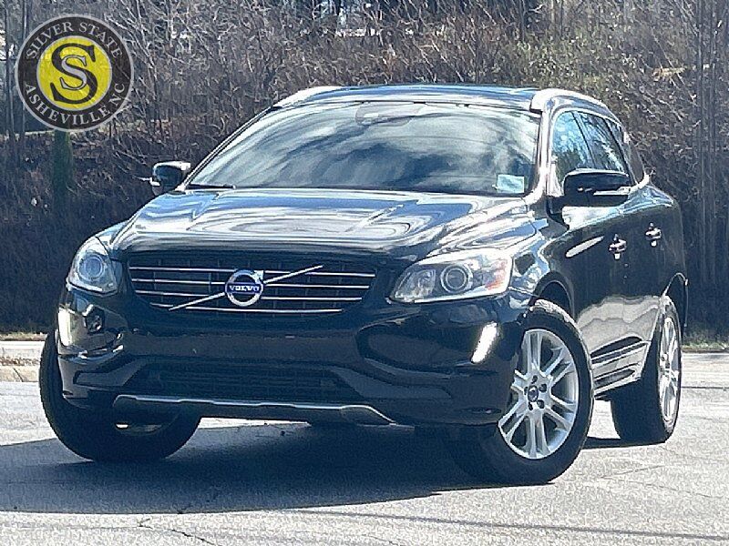 2015 VOLVO XC60