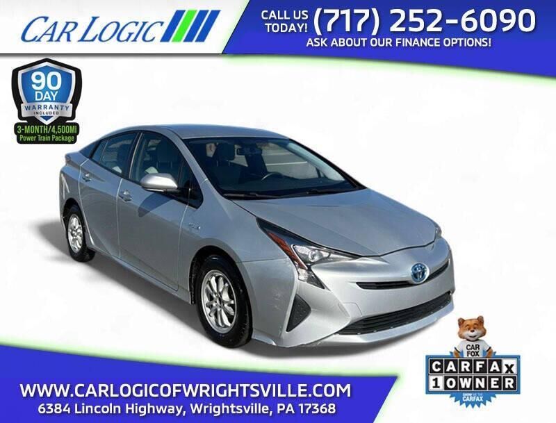2016 TOYOTA PRIUS