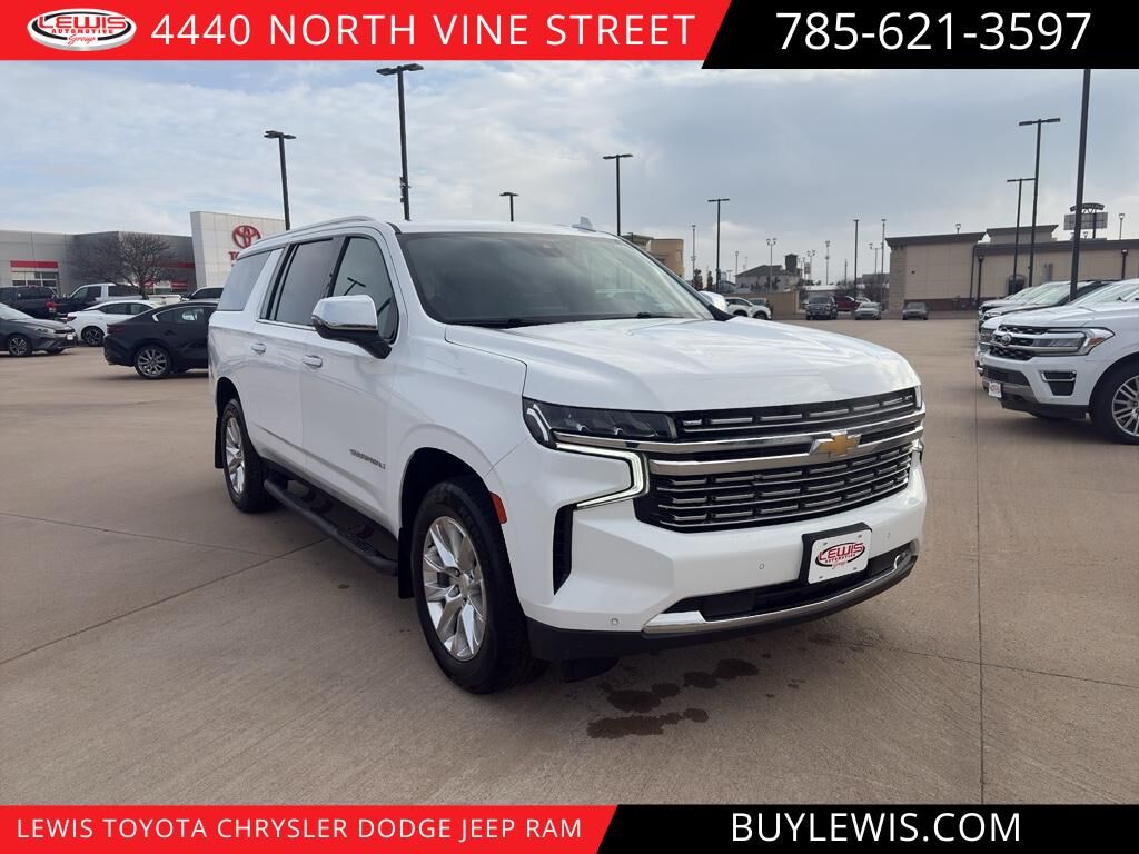 2022 CHEVROLET Suburban