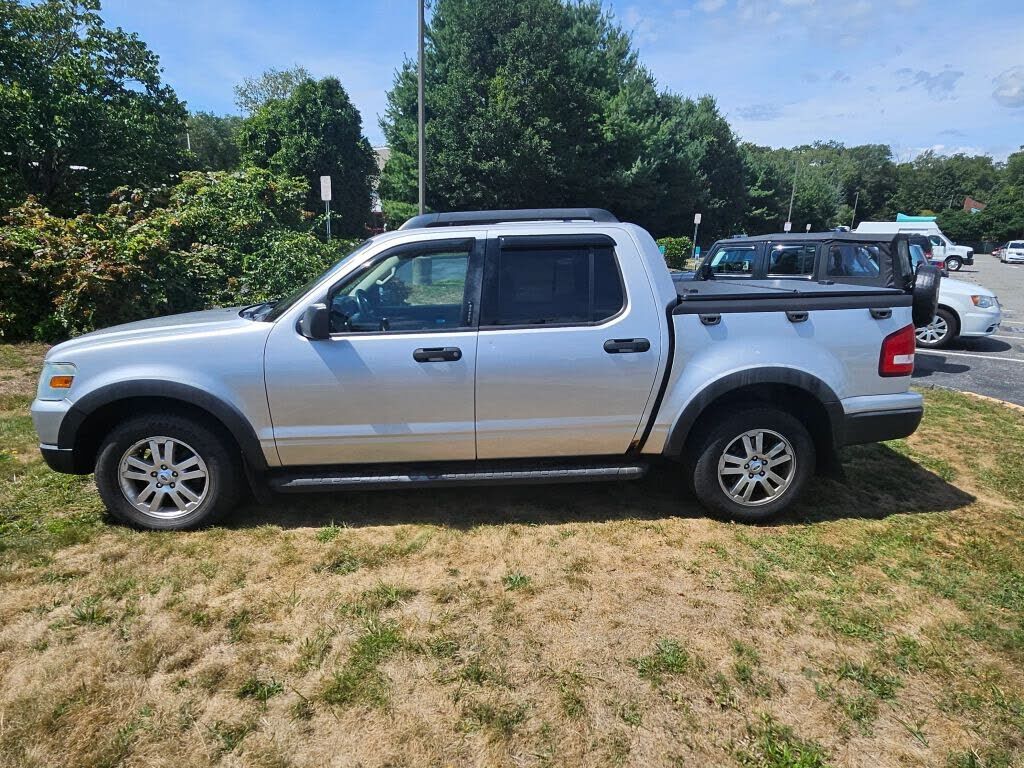 2010 FORD Explorer