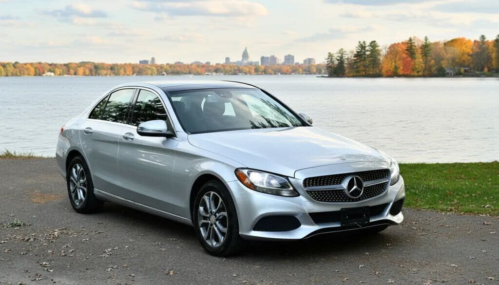 2016 MERCEDES-BENZ C-Class