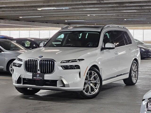 2023 BMW X7
