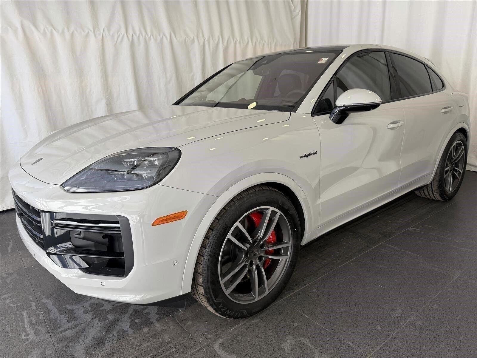 2026 PORSCHE Cayenne