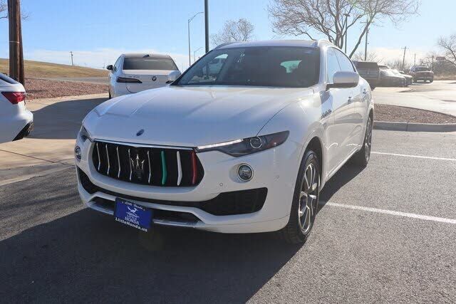 2017 MASERATI Levante