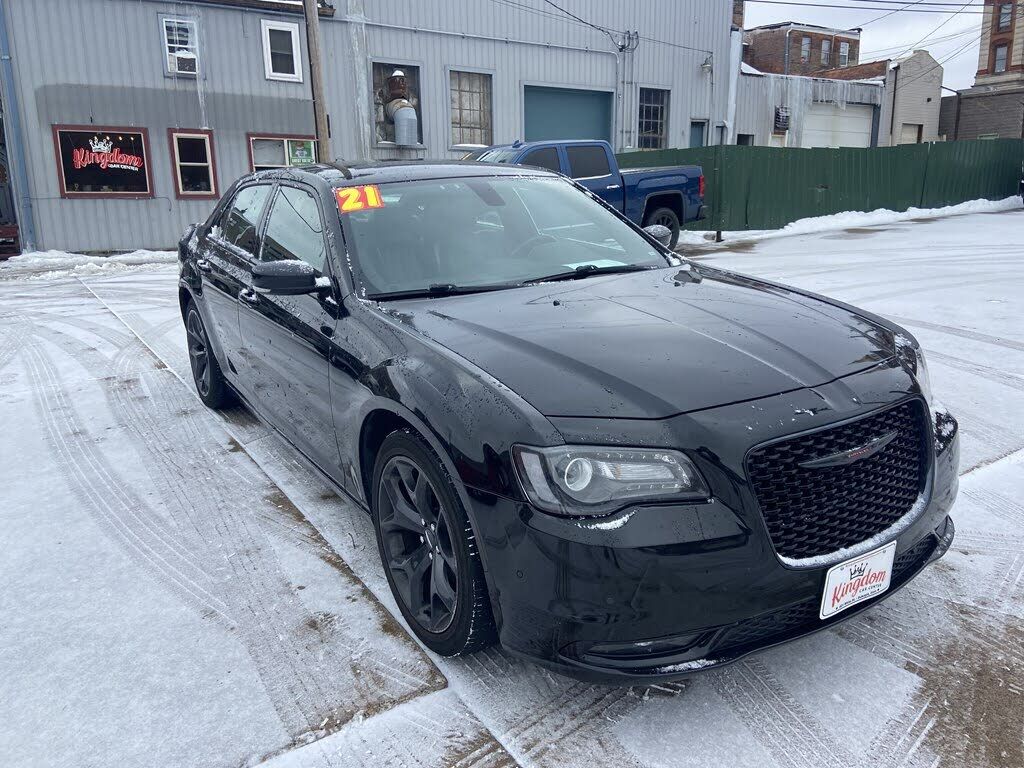 2021 CHRYSLER 300